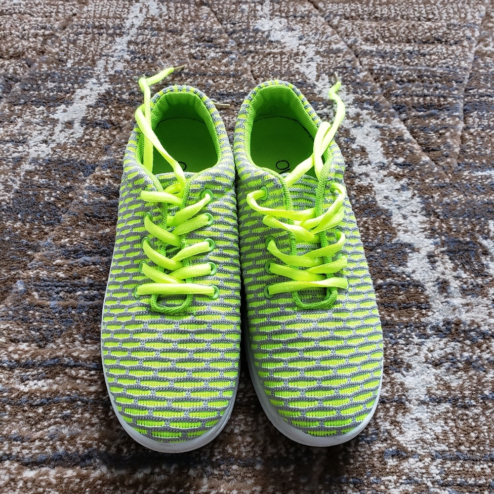 Women's Sneakers